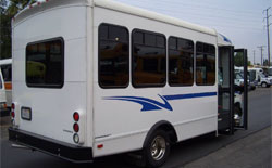Ford Starcraft 16 pax coach